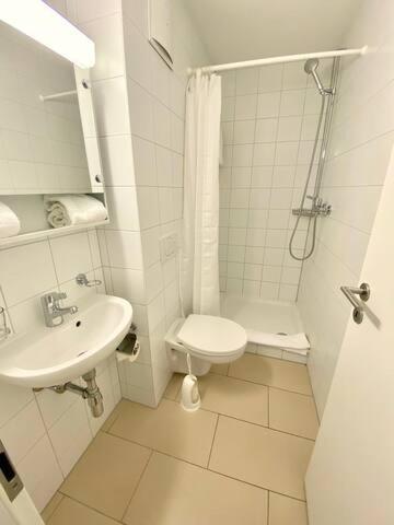 178 Good Location Spacious And Free Parking Included Apartamento *