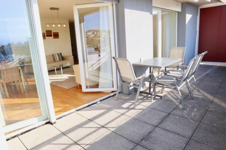 178 Good Location Spacious And Free Parking Included Apartamento Lausana